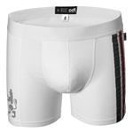 CIRQUE DELUXE  - SPORT NATION -  
 SPORT TRUNK  
Racing - 011. 
En sportslig trunkunderbukse. 

